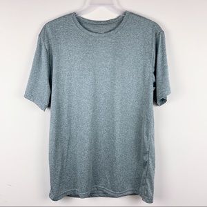 🔥3/15 NWOT Men’s Athletic Short Sleeve Shirt